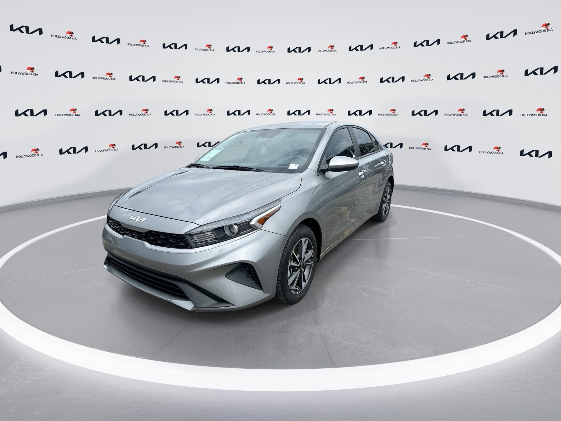 Certified 2024 Kia Forte LXS FWD image 4