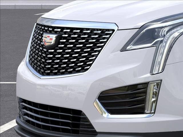 New 2025 Cadillac XT5 Luxury image 13
