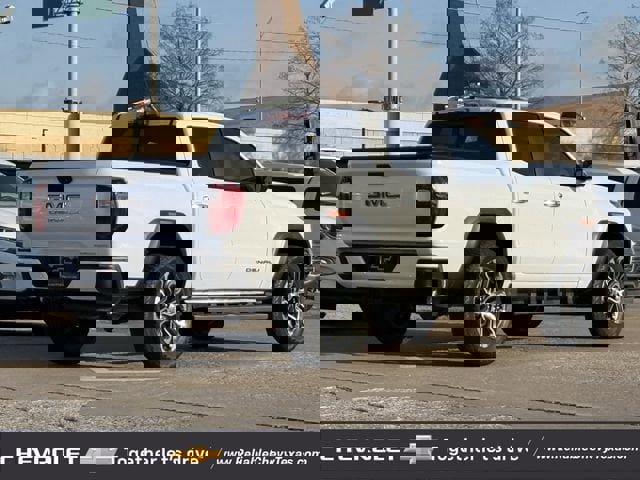 Certified 2024 GMC Canyon Denali image 5