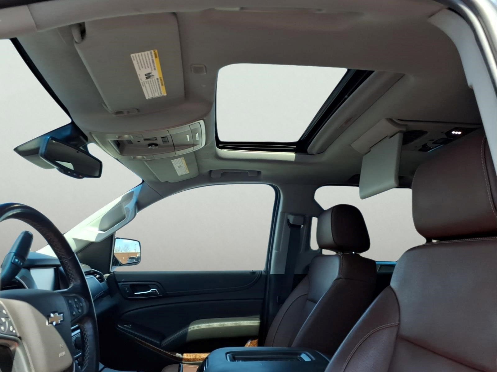 Used 2019 Chevrolet Suburban Premier w/ Premier Plus Edition image 12
