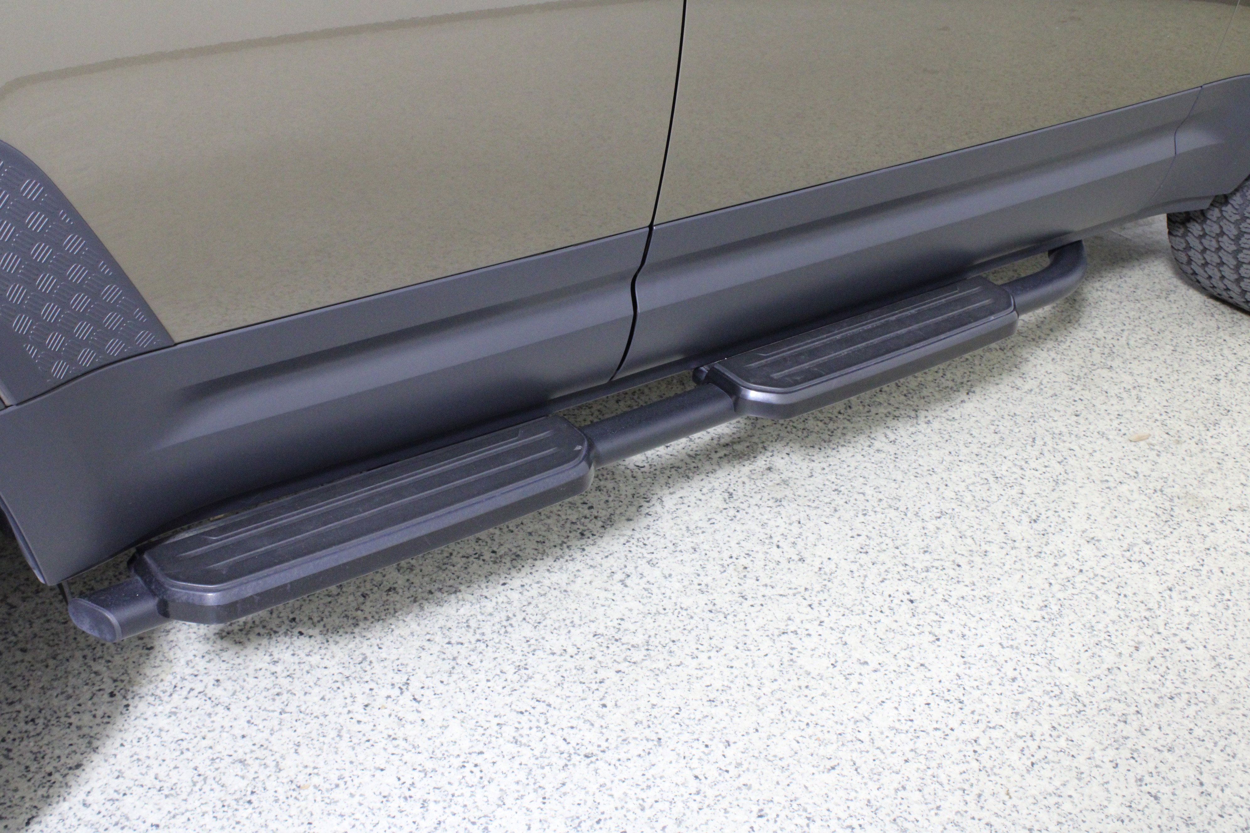 Used 2024 Land Rover Defender 110 S image 9