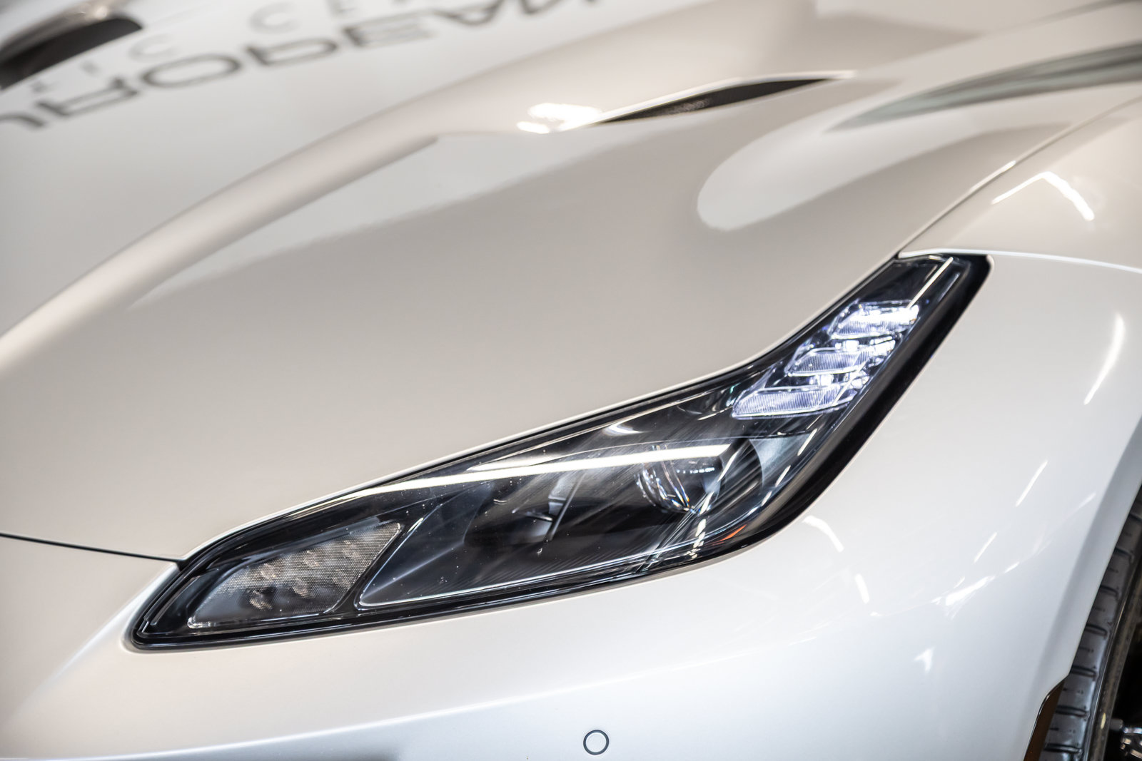 Used 2019 Ferrari Portofino RWD image 37