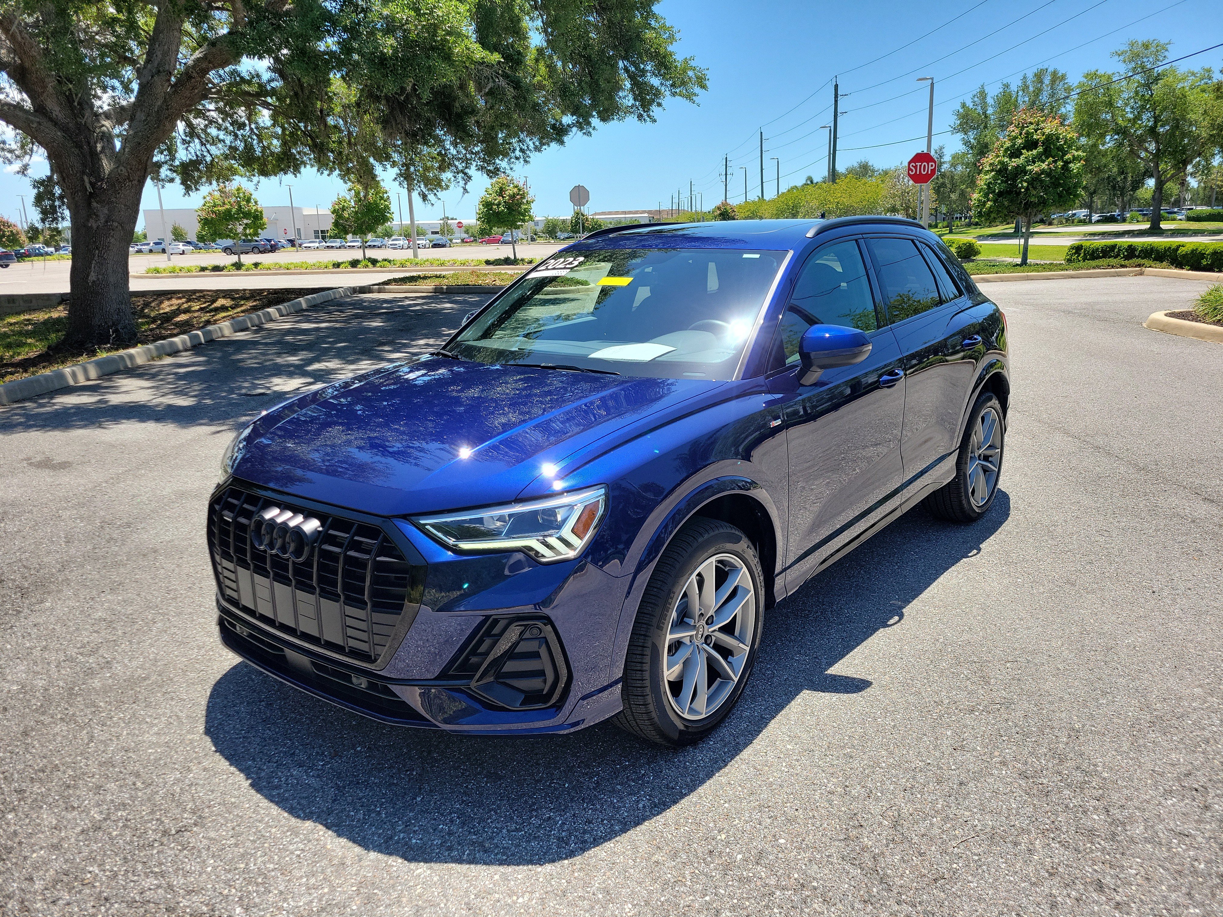Certified 2023 Audi Q3 2.0T Premium w/ Black Optic Sport Package AWD/4WD image 9