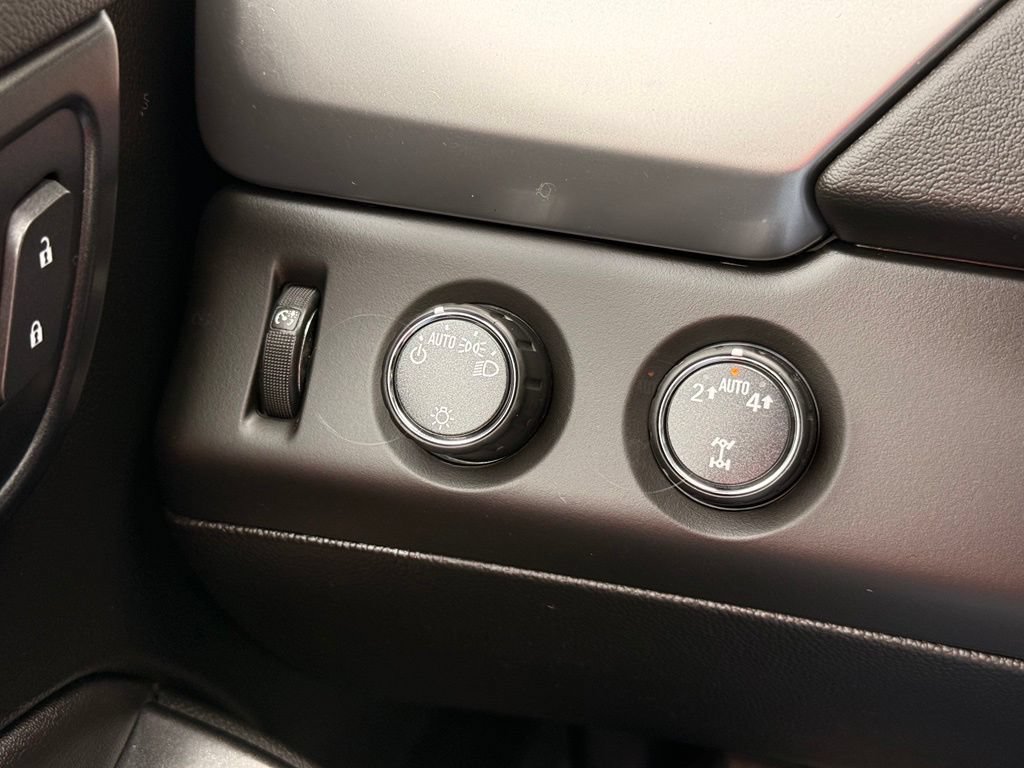 Used 2019 Chevrolet Tahoe LT AWD/4WD image 28