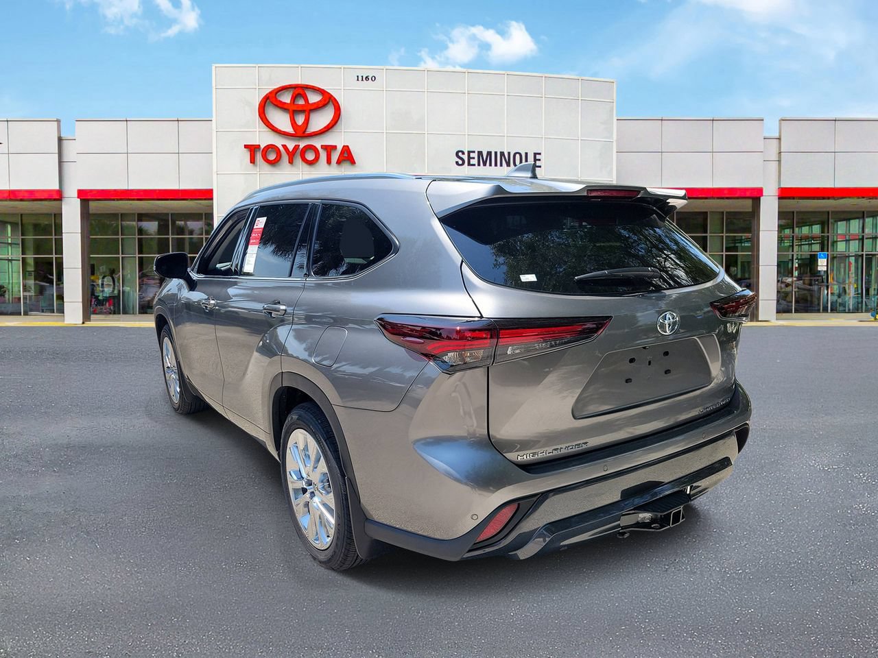 New 2026 Toyota Highlander Limited AWD/4WD image 4