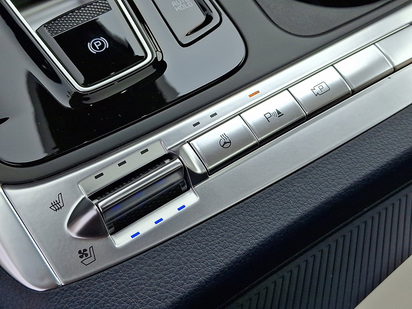 New 2025 Kia Carnival SX Prestige image 20