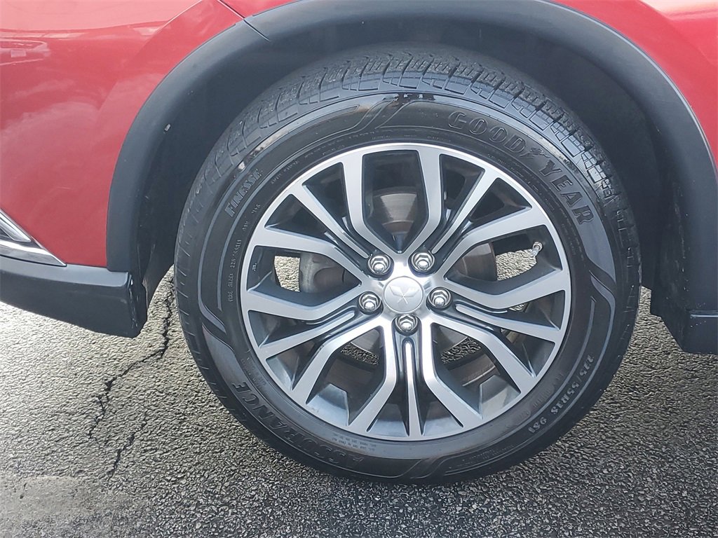 Used 2017 Mitsubishi Outlander ES image 8