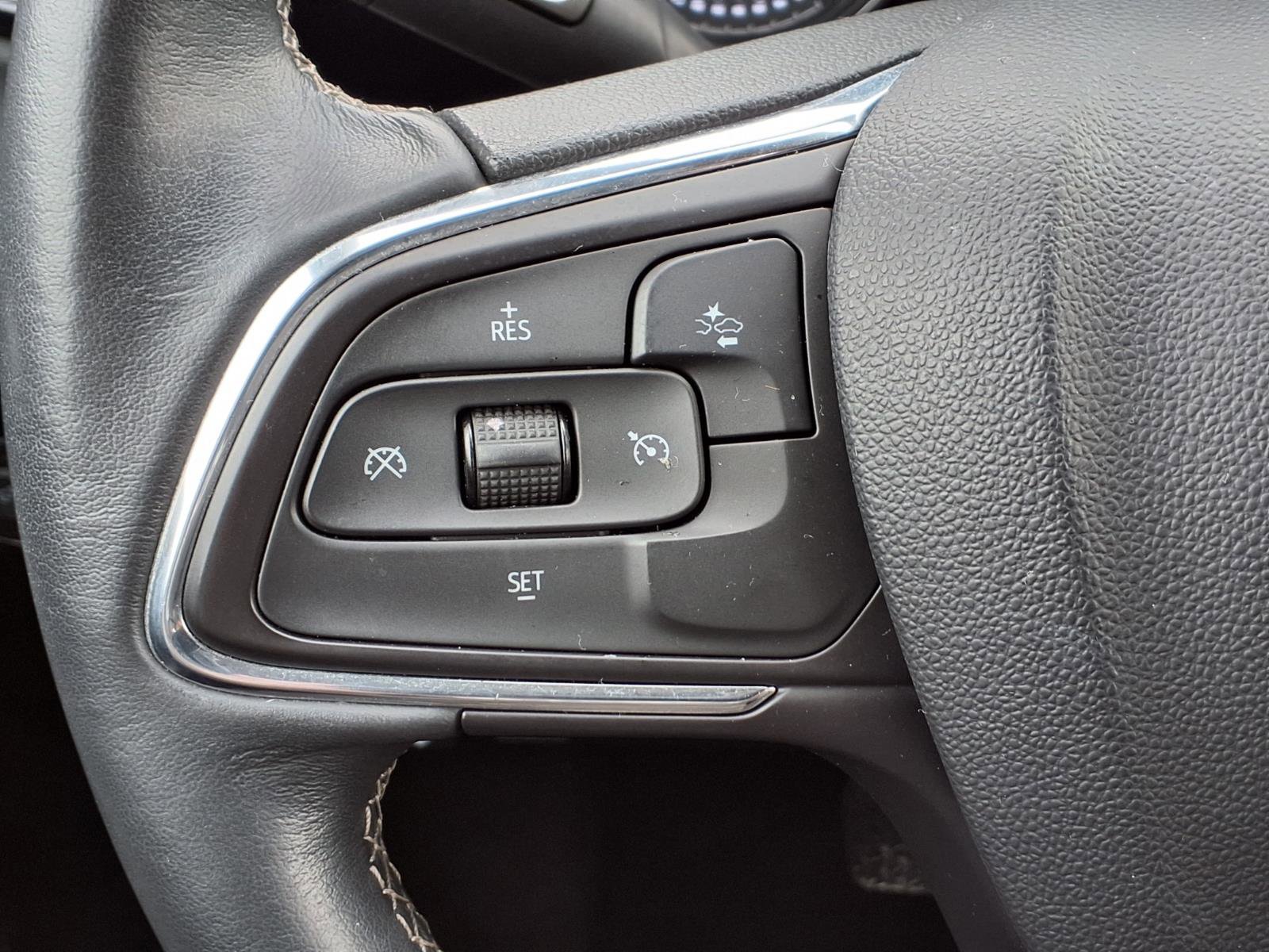 Certified 2023 Buick Encore GX Select w/ Sport Touring Package image 21