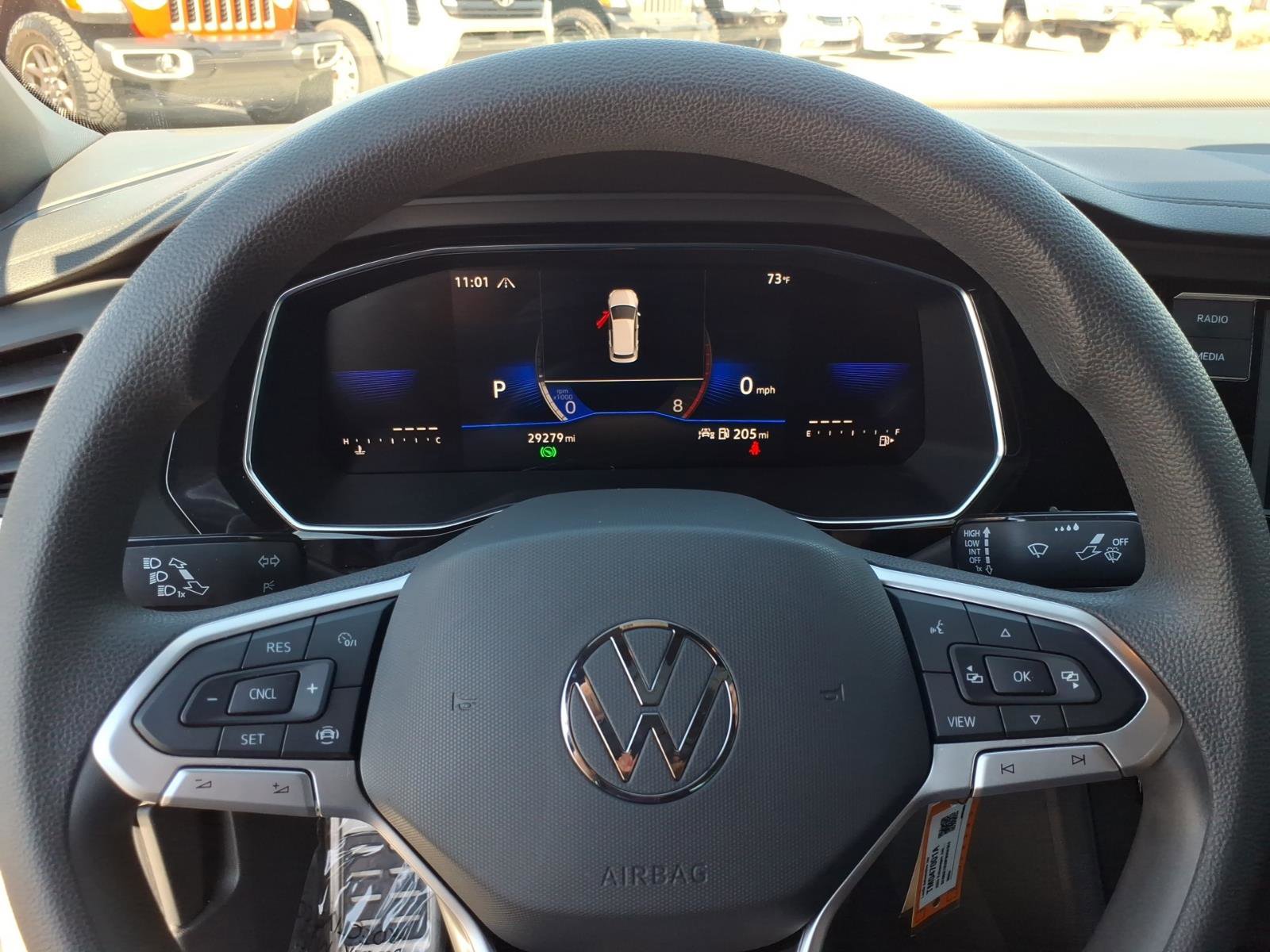 Certified 2023 Volkswagen Jetta Sport image 27