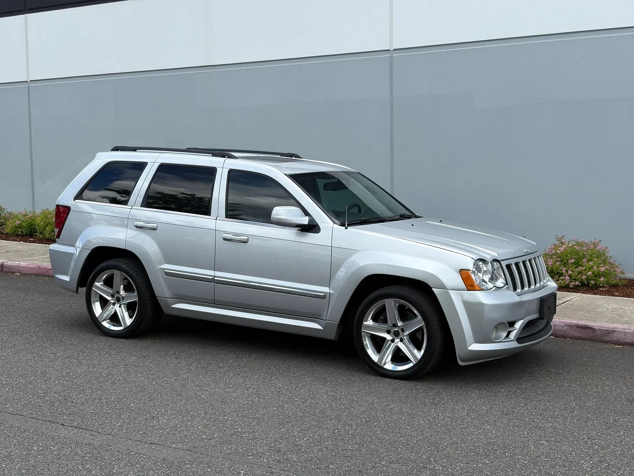 Used 2008 Jeep Grand Cherokee SRT8 w/ SRT Option Group II AWD/4WD image 8