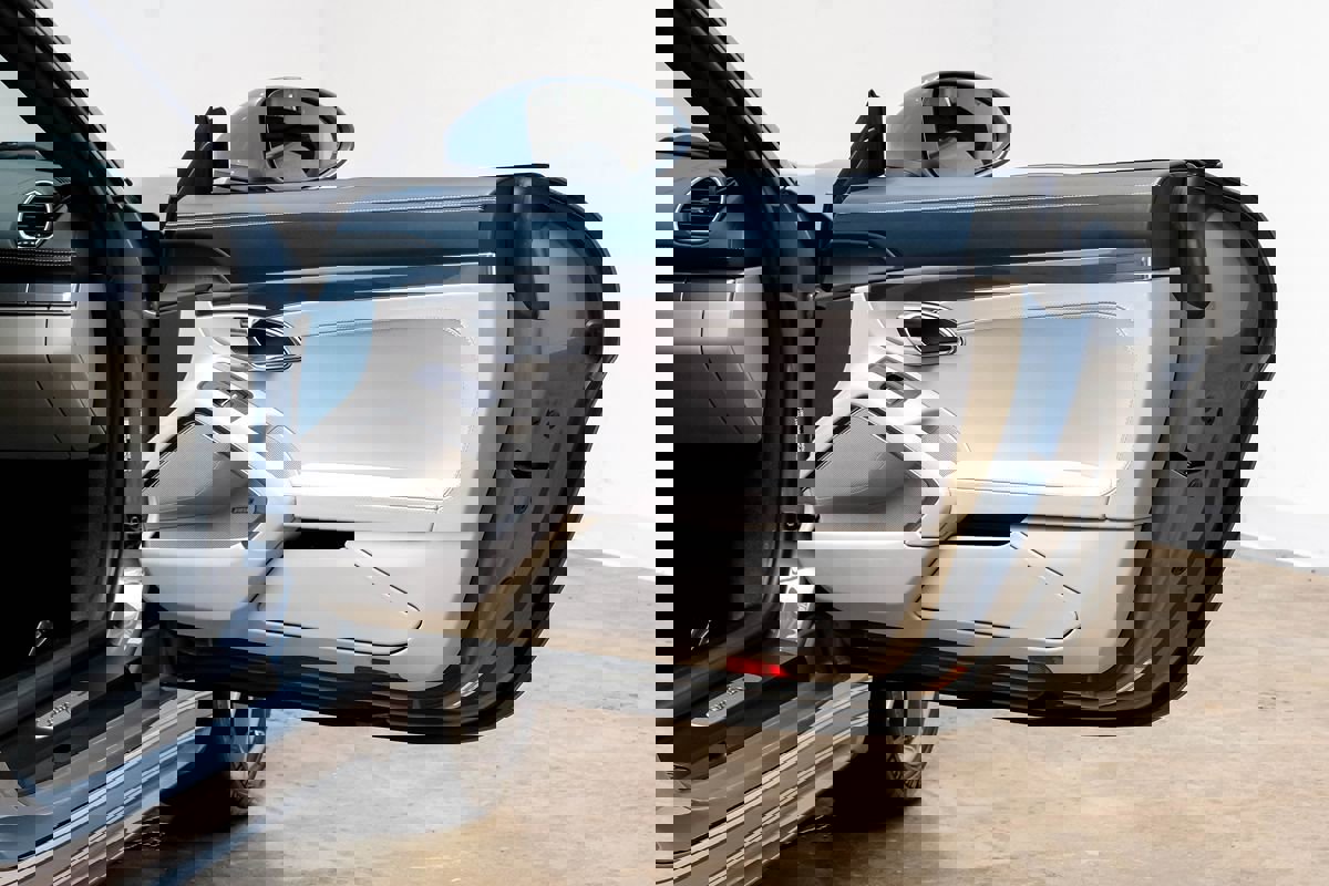 Used 2017 Porsche 718 Cayman S w/ Sport Chrono Package image 30