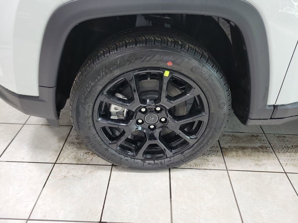 New 2026 Jeep Compass Latitude image 27