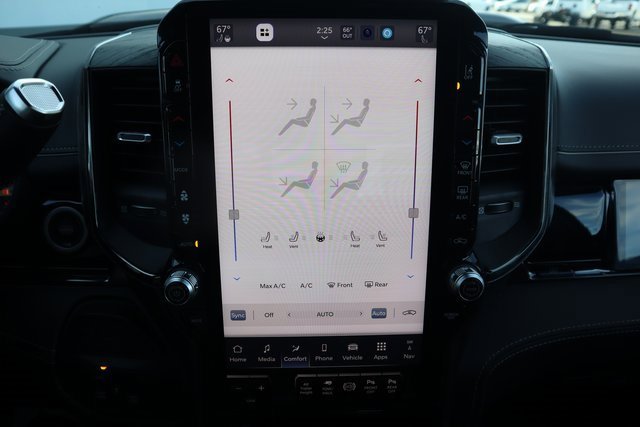 New 2025 RAM 3500 Limited image 13