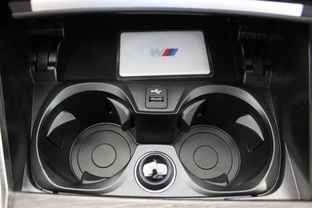 New 2026 BMW 330i xDrive Sedan w/ M Sport Package AWD/4WD image 17