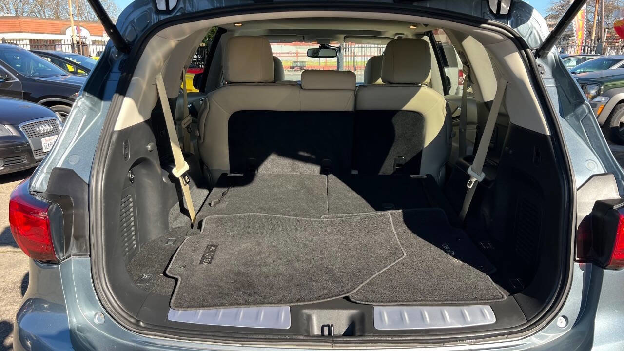 Used 2019 INFINITI QX60 Luxe w/ Essential Package image 30