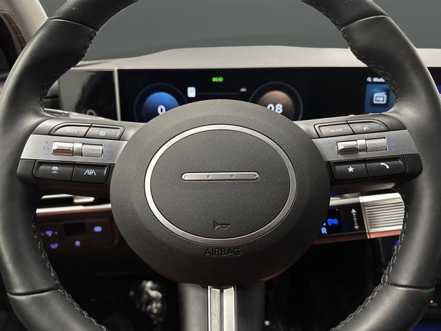 Used 2025 Hyundai Tucson Limited image 17