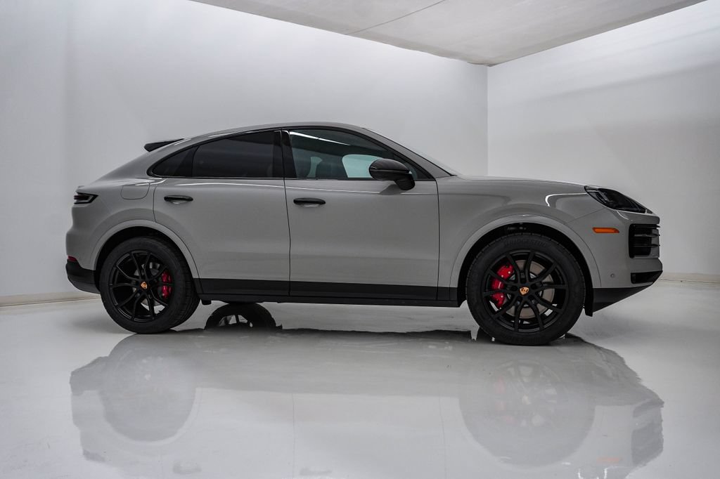 New 2026 Porsche Cayenne S AWD/4WD image 9