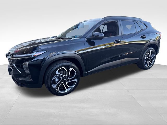 Certified 2025 Chevrolet Trax RS FWD image 1