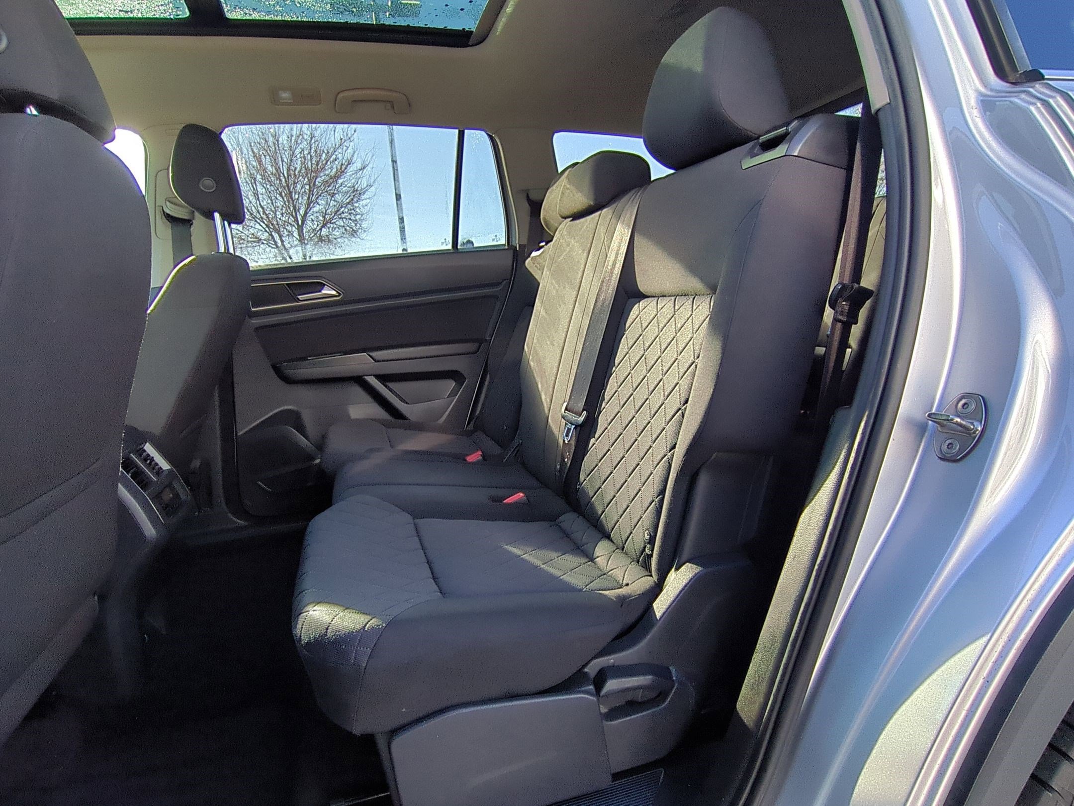 Used 2018 Volkswagen Atlas Launch Edition image 30