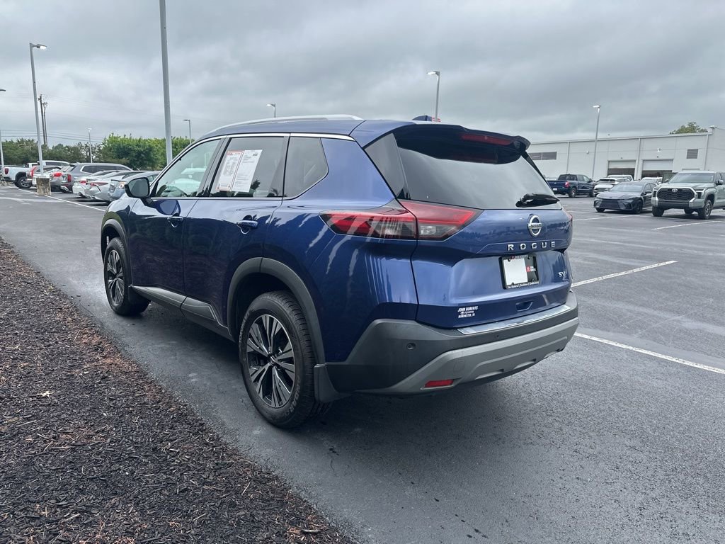 Used 2021 Nissan Rogue SV w/ Premium Package FWD image 5