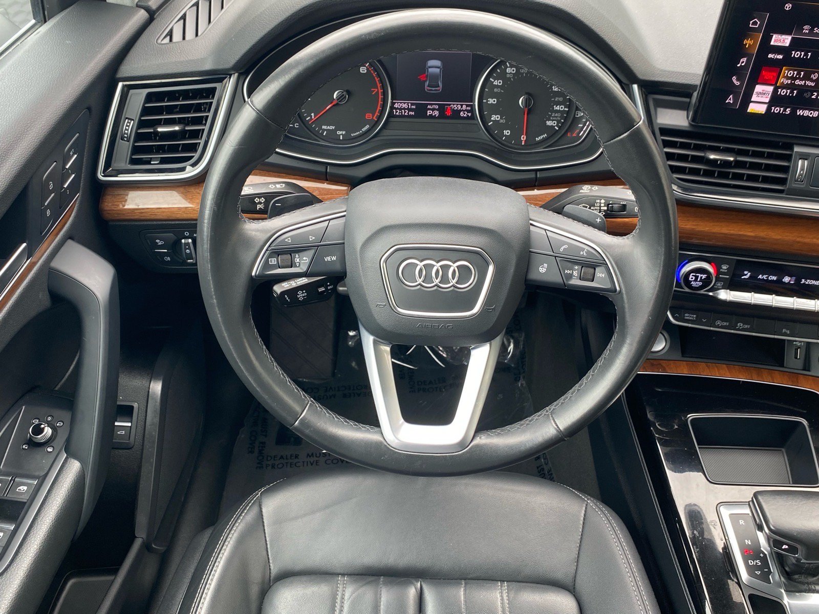 Used 2023 Audi Q5 2.0T Premium w/ Convenience Package AWD/4WD image 7