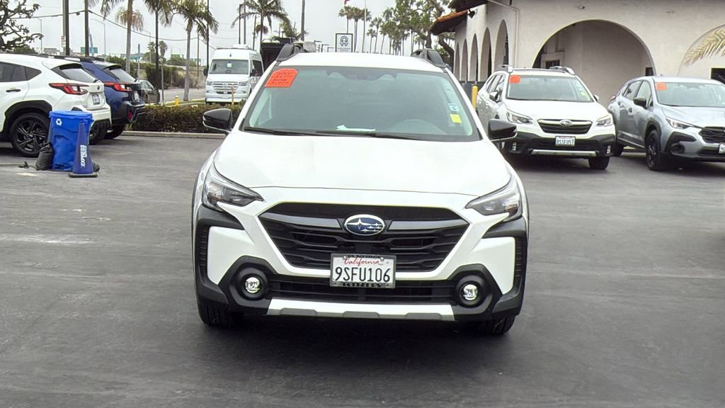 Certified 2025 Subaru Outback Premium AWD/4WD image 2