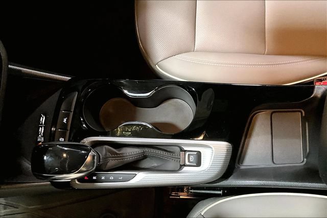 Certified 2025 Buick Envista Avenir FWD image 33