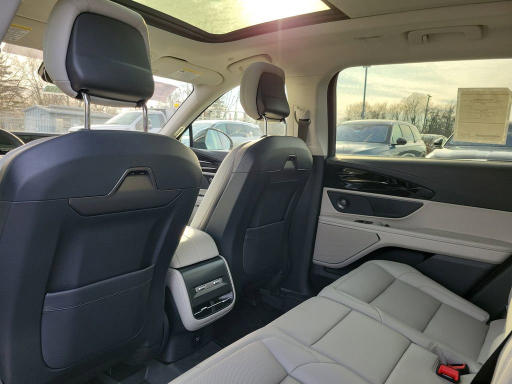 New 2026 Lincoln Nautilus Premier w/ Equipment Group 102A AWD/4WD image 15