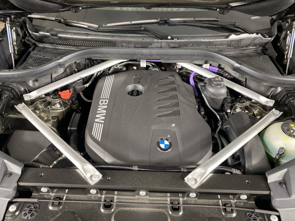 Used 2026 BMW X5 xDrive40i w/ Climate Comfort Package image 27