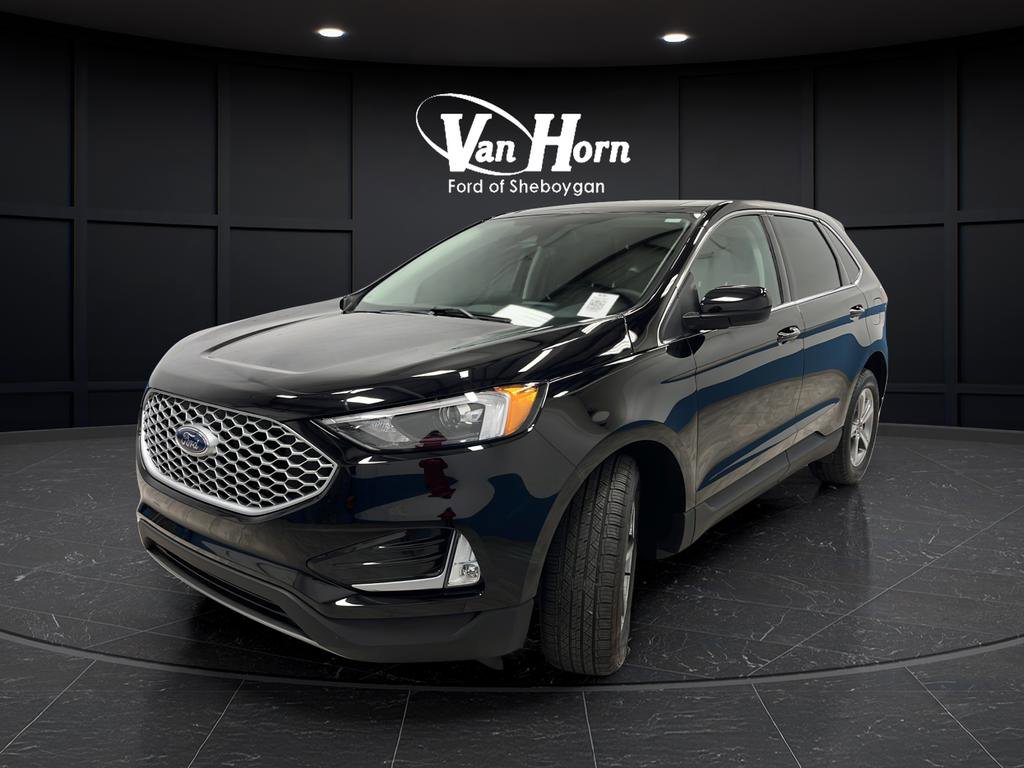 Used 2024 Ford Edge SEL w/ Convenience Package AWD/4WD image 3