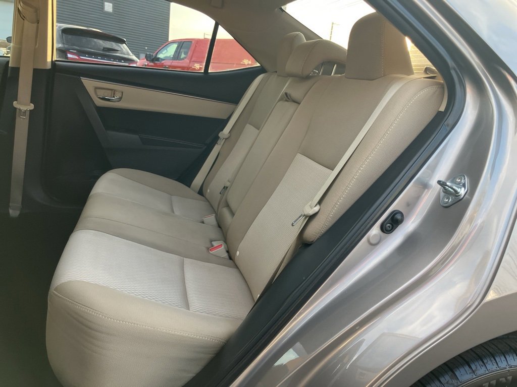 Used 2015 Toyota Corolla L image 30