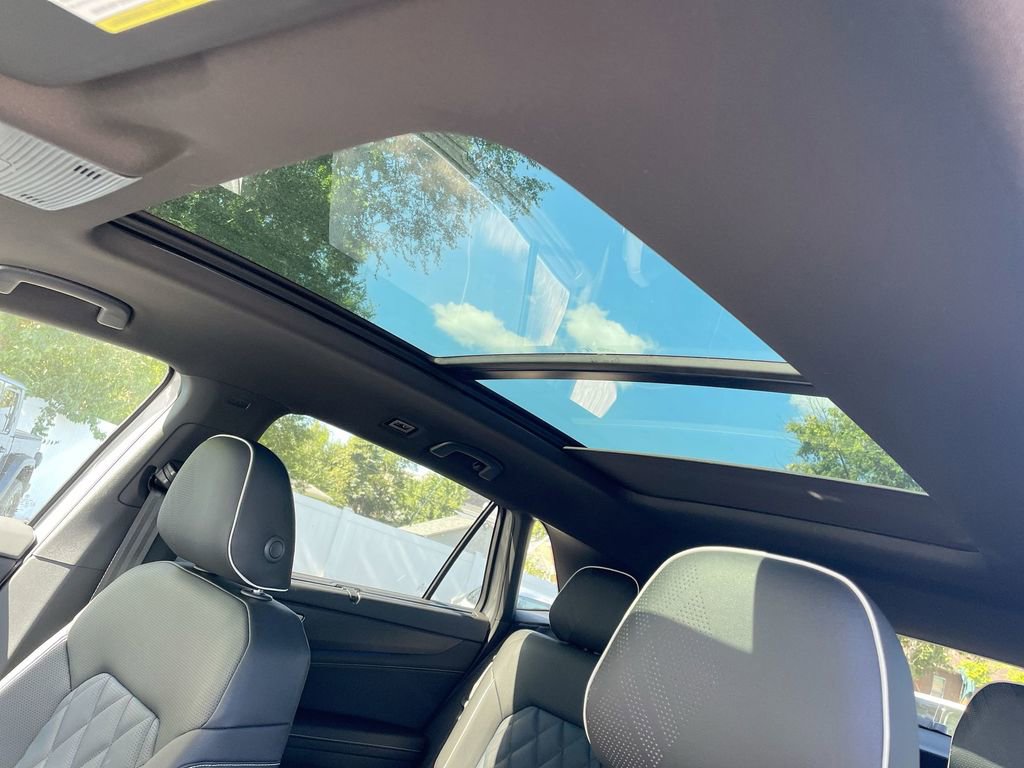 New 2026 Volkswagen Atlas Cross Sport SEL Premium R-Line image 46