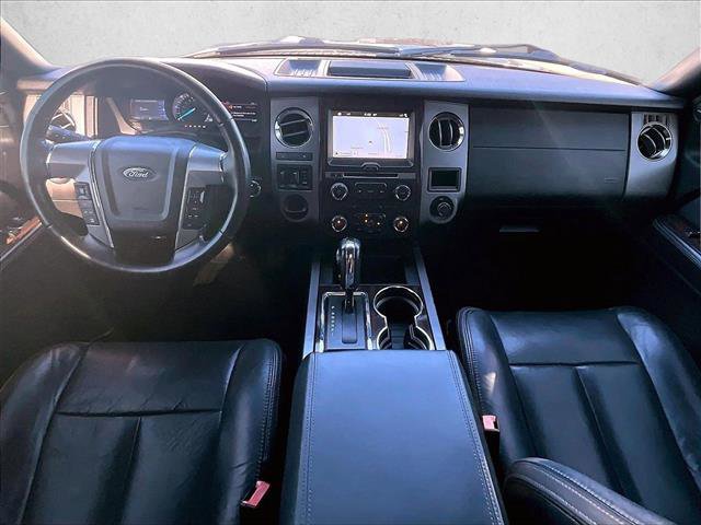 Used 2016 Ford Expedition Platinum RWD image 15