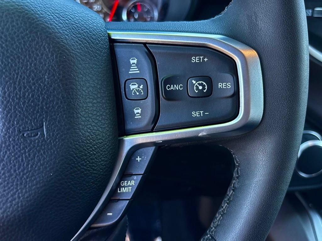 Used 2025 RAM 1500 Big Horn AWD/4WD image 18