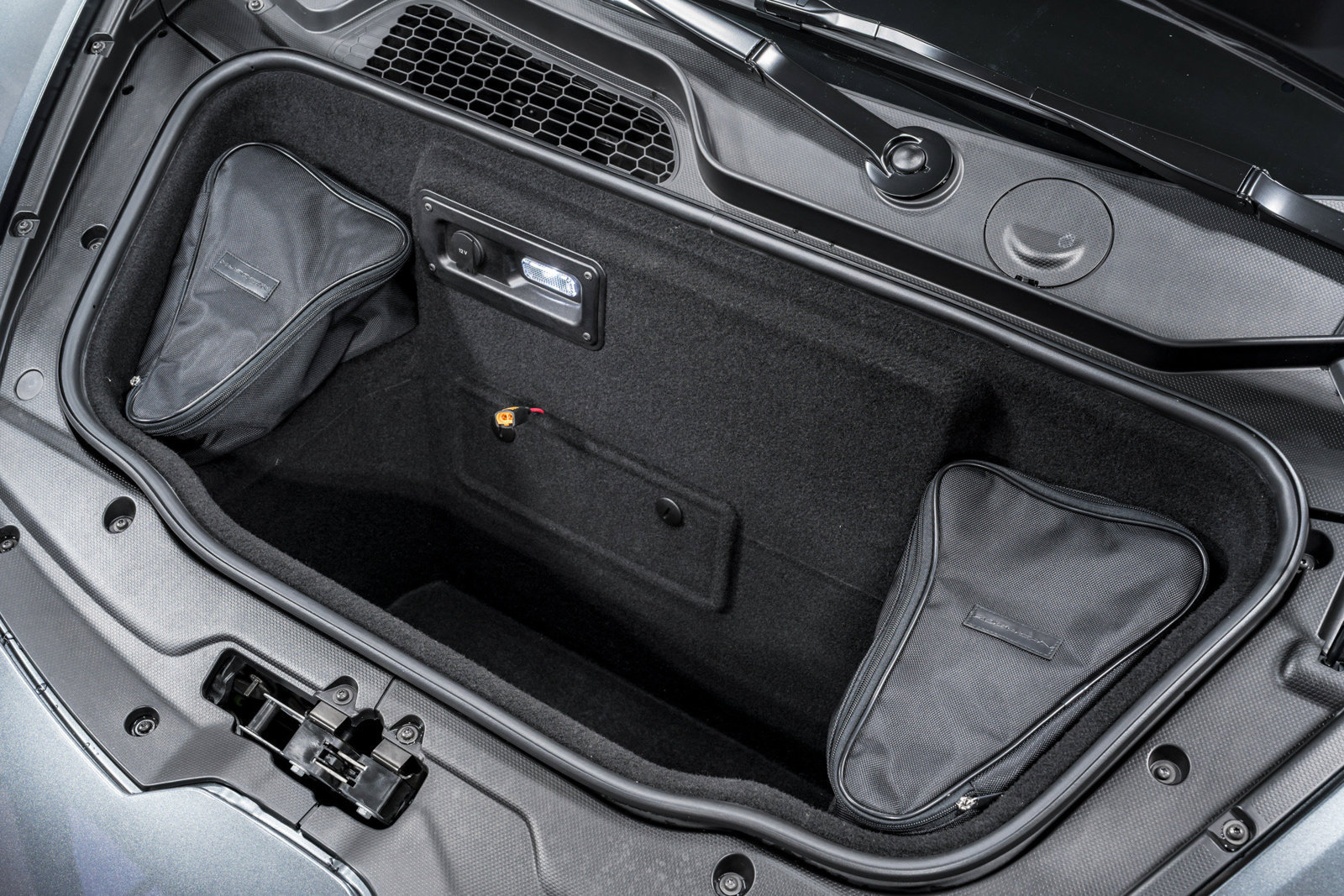 Used 2021 Lamborghini Huracan EVO RWD image 44