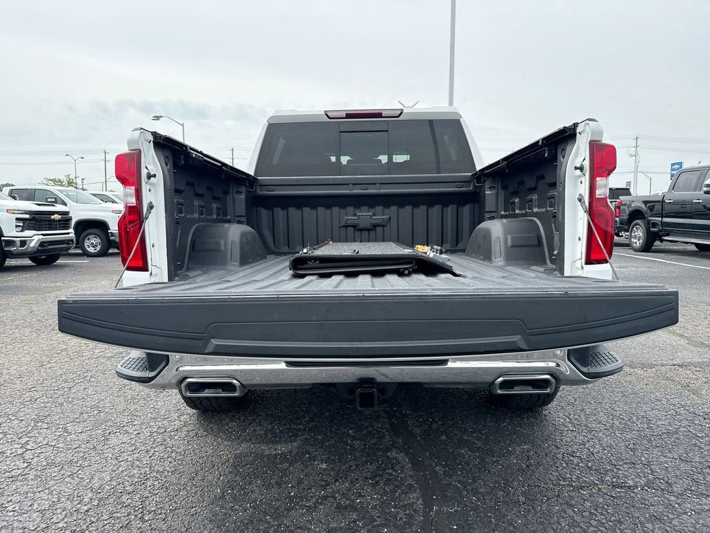 Used 2021 Chevrolet Silverado 1500 LTZ w/ Z71 Off-Road Package image 24