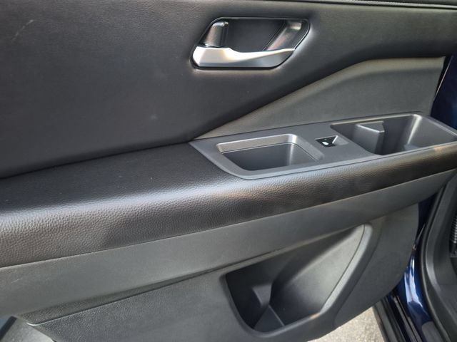 Used 2023 Nissan Pathfinder SL FWD image 29