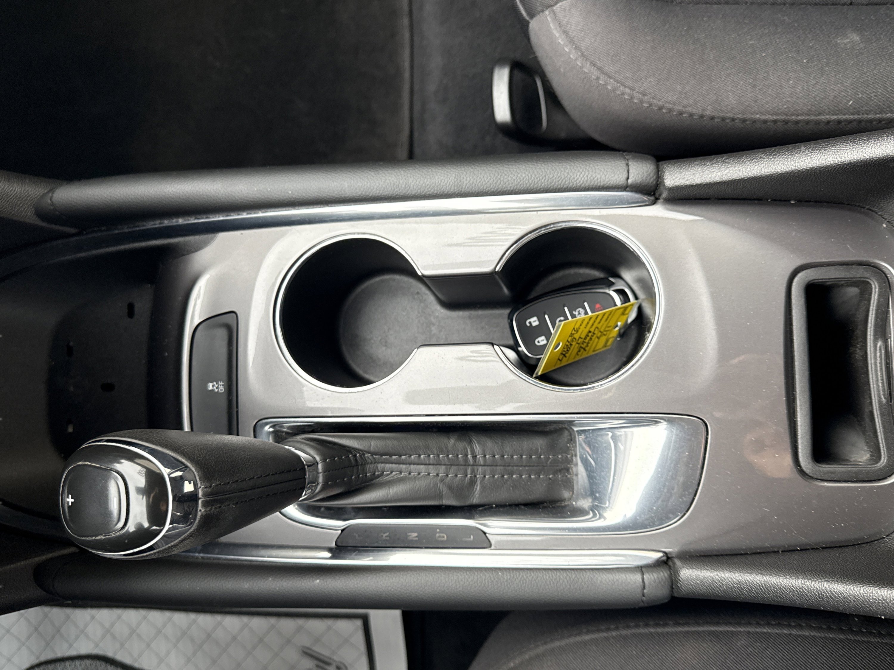 Used 2017 Chevrolet Malibu LT image 19