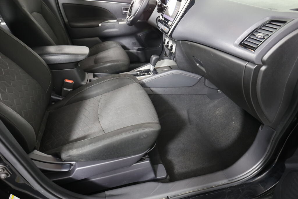 Used 2021 Mitsubishi Outlander Sport SE FWD image 27