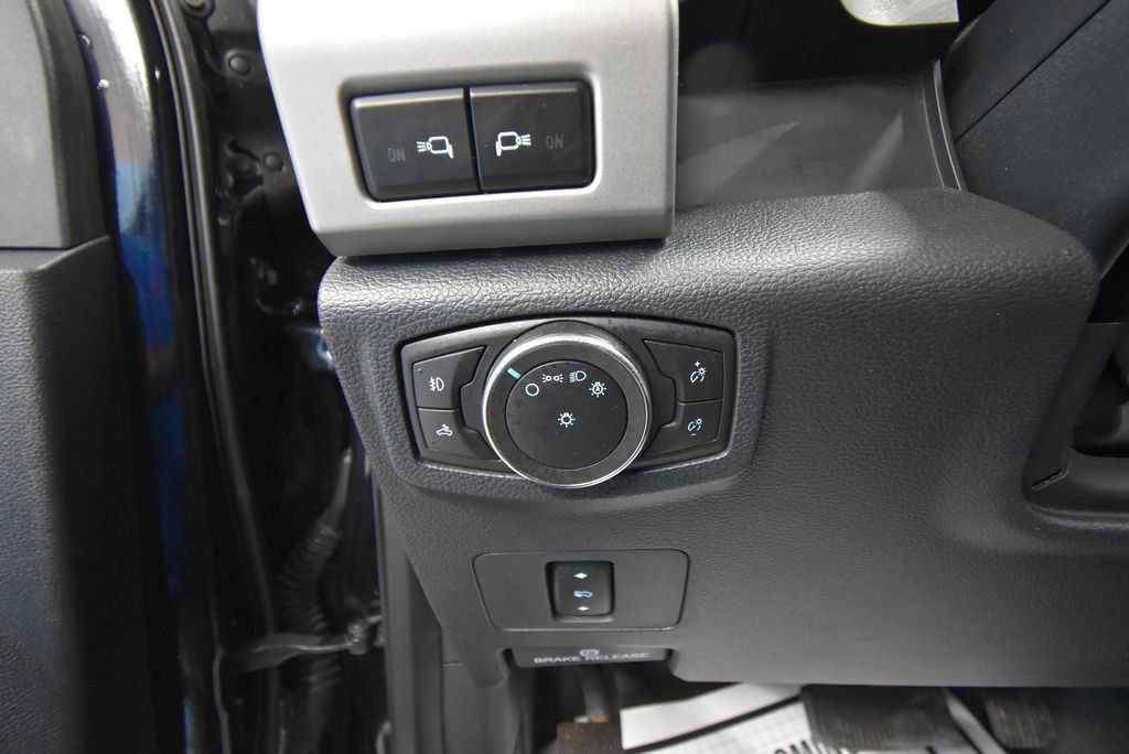 Used 2022 Ford F250 Lariat image 9