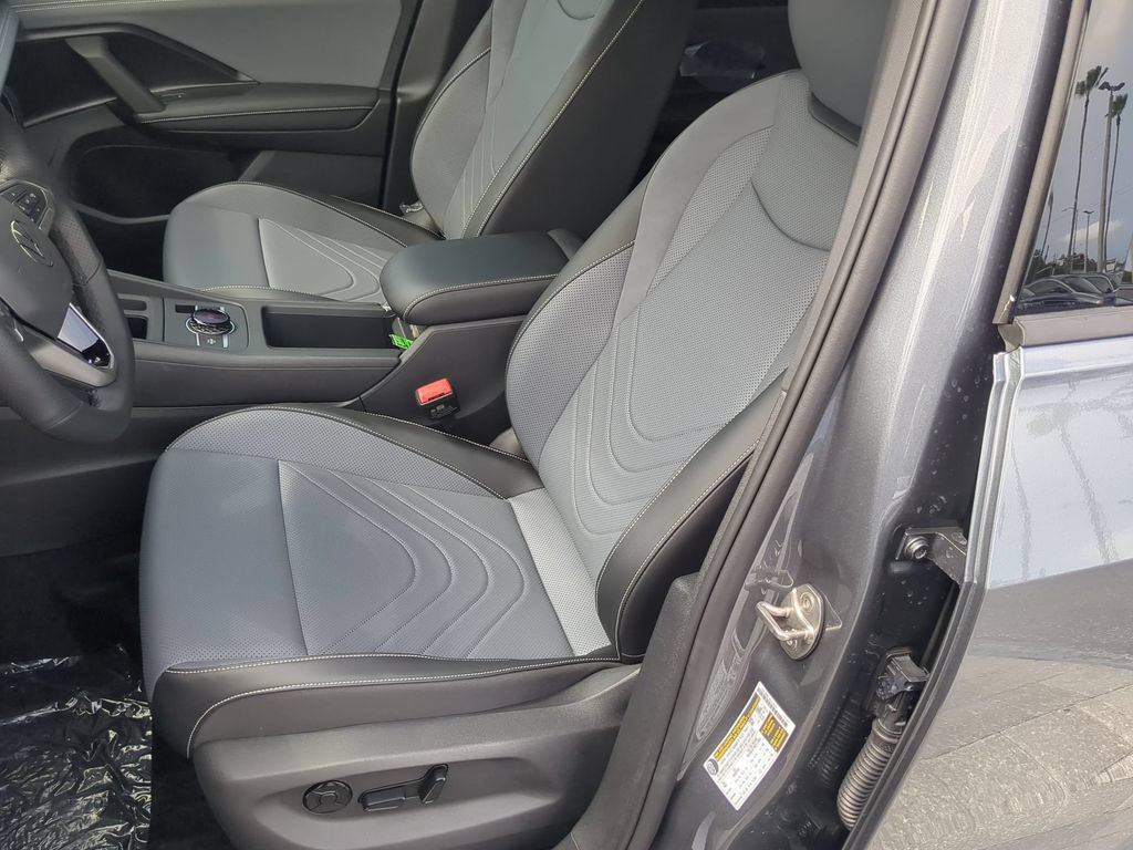 New 2026 Volkswagen Tiguan SE R-Line FWD image 20
