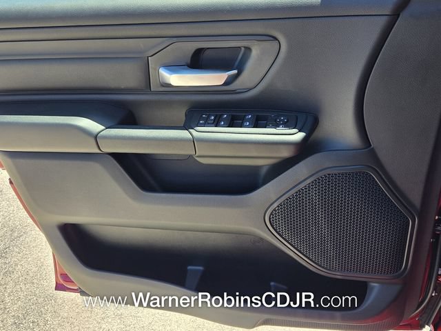 New 2026 RAM 1500 Express AWD/4WD image 30