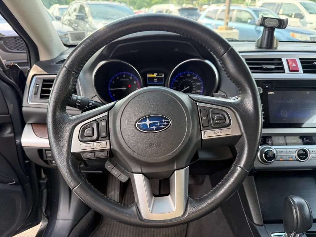 Used 2017 Subaru Outback 2.5i Limited AWD/4WD image 12