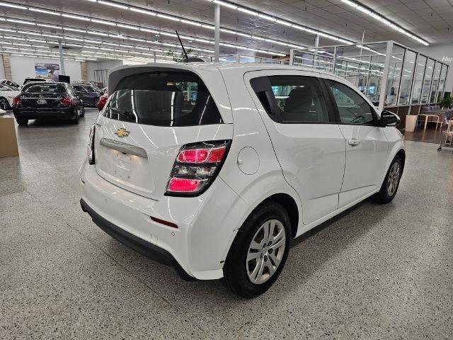 Used 2019 Chevrolet Sonic LT image 4