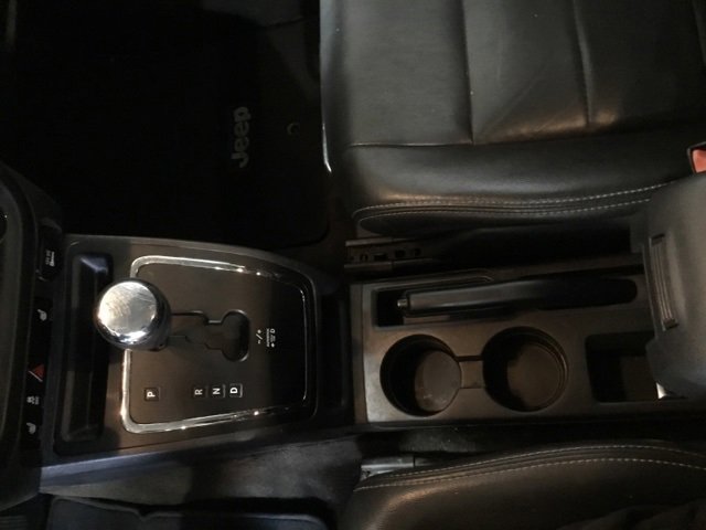 Used 2017 Jeep Patriot Sport image 30