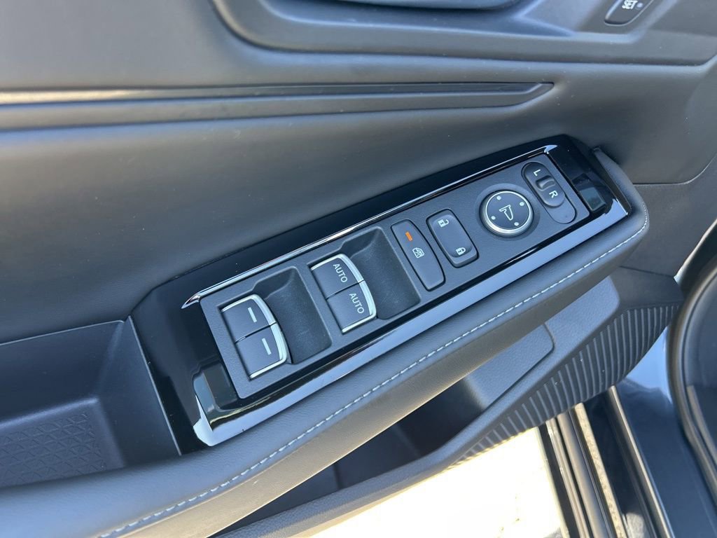 Used 2023 Honda Accord Touring image 32