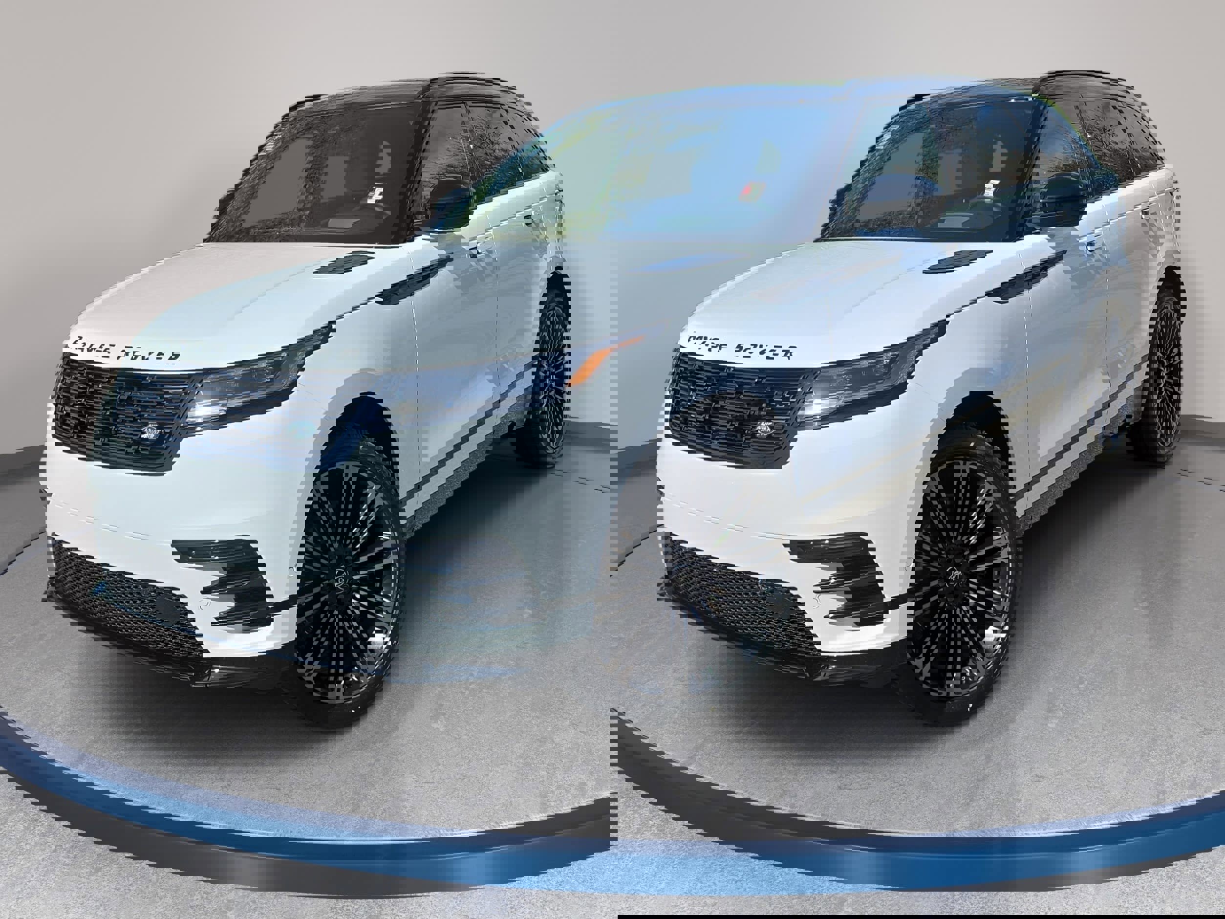 New 2026 Land Rover Range Rover Velar Dynamic SE AWD/4WD image 1