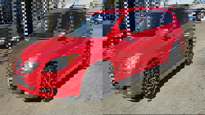 Used 2006 Pontiac Vibe w/ Sun And Sound Package