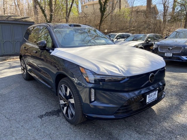 New 2025 Volvo EX90 Plus