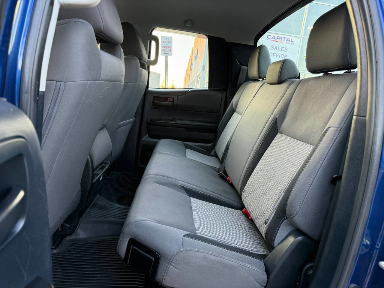 Used 2015 Toyota Tundra SR image 21